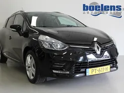 Zwart, metallic lak Gebruikt 2017 Renault Clio GrandTour LE Stationwagen | € 12.987 (Duur)