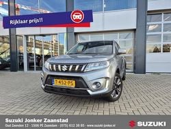 Grijs Gebruikt 2023 Suzuki Vitara Style SUV | € 24.950 (Eerlijke prijs)