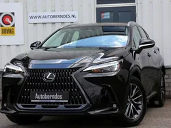 Zwart, metallic lak Gebruikt 2024 Lexus NX350h SUV | € 56.900
