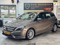 Grijs Gebruikt 2013 Mercedes B250 Ambition MPV | € 12.950