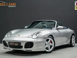 Grijs, metallic lak Gebruikt 2003 Porsche 911 Carrera 4S Cabriolet Cabriolet | € 56.995 (Eerlijke prijs)