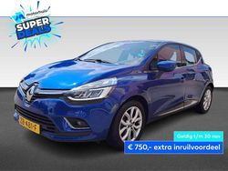 Blauw Gebruikt 2019 Renault Clio IV Intens Hatchback | € 11.445 (Eerlijke prijs)