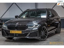 Zilver Gebruikt 2022 BMW 530 M Sport Stationwagen | € 52.950