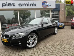 Zwart Gebruikt 2016 BMW 330e Executive Sedan | € 19.500 (Eerlijke prijs)