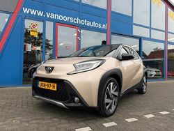 Bruin Gebruikt 2024 Toyota Aygo Hatchback | € 21.450 (Iets duurder)
