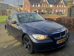 Blauw Gebruikt 2005 BMW 325 Sedan | € 6.000 (Eerlijke prijs)