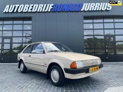 Beige Gebruikt 1984 Ford Escort Hatchback | € 8.950