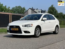 Wit Gebruikt 2012 Mitsubishi Lancer Sportback Edition Hatchback | € 5.450 (Eerlijke prijs)
