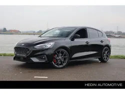 Zwart Gebruikt 2019 Ford Focus Performance Edition Hatchback | € 27.945 (Goede deal)