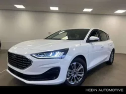 Wit Nieuw 2025 Ford Focus Titanium Hatchback | € 31.840 (Goede deal)