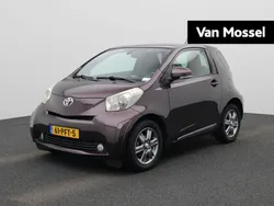 Paars Gebruikt 2011 Toyota iQ Hatchback | € 6.900 (Eerlijke prijs)