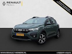 Grijs Gebruikt 2024 Dacia Sandero Expression Hatchback | € 18.450 (Eerlijke prijs)