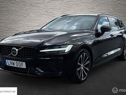 Zwart Gebruikt 2023 Volvo V60 Plus Stationwagen | € 37.950 (Goede deal)