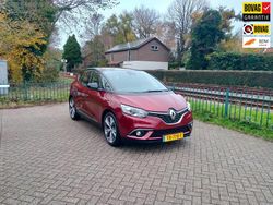 Rood Gebruikt 2017 Renault Scénic IV Intens MPV | € 13.950 (Eerlijke prijs)