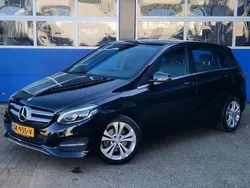 Zwart Gebruikt 2015 Mercedes B180 Ambition MPV | € 12.950 (Eerlijke prijs)