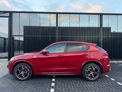 Blauw, metallic lak Gebruikt 2018 Alfa Romeo Stelvio Quadrifoglio Verde SUV | € 47.990 (Goede deal)