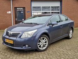 Blauw, metallic lak Gebruikt 2010 Toyota Avensis Business Edition Sedan | € 6.950 (Eerlijke prijs)