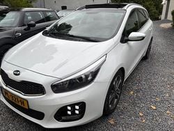 Wit Gebruikt 2017 Kia Ceed Sportswagon GT-Line Stationwagen | € 7.750 (Goede deal)