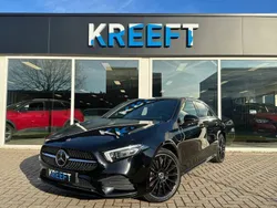 Zwart Gebruikt 2022 Mercedes A250 AMG Hatchback | € 31.450 (Eerlijke prijs)