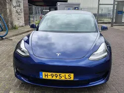 Blauw Gebruikt 2020 Tesla Model 3 Sedan | € 22.800 (Eerlijke prijs)