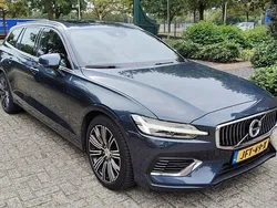 Blauw Gebruikt 2020 Volvo V60 Stationwagen | € 28.850 (Super prijs)