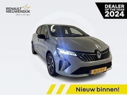 Grijs Gebruikt 2025 Renault Clio V Techno Hatchback | € 25.445 (Iets duurder)
