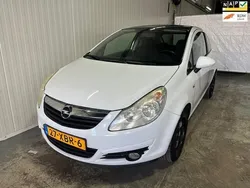 Wit Gebruikt 2010 Opel Corsa Selection Hatchback | € 2.450 (Goede deal)