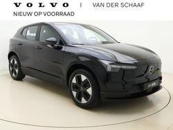 Zwart, metallic lak Nieuw 2024 Volvo EX30 Core SUV | € 41.205 (Eerlijke prijs)