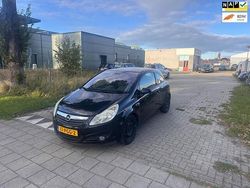 Zwart Gebruikt 2011 Opel Corsa Cosmo Hatchback | € 999 (Super prijs)