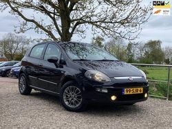 Zwart Gebruikt 2011 Fiat Punto Evo Hatchback | € 2.975 (Eerlijke prijs)