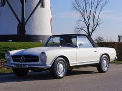 Wit Gebruikt 1966 Mercedes W113 Cabriolet | € 114.950