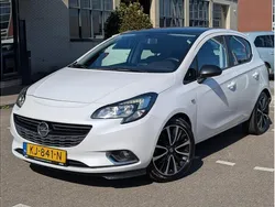 Wit Gebruikt 2016 Opel Corsa Color Edition Hatchback | € 7.450 (Eerlijke prijs)