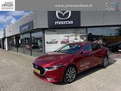 Rood Gebruikt 2025 Mazda 3 Takumi-Line Sedan | € 41.440