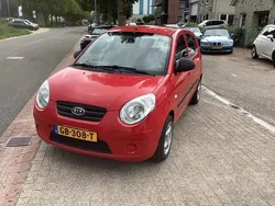 Rood Gebruikt 2009 Kia Picanto Hatchback | € 1.995 (Eerlijke prijs)