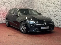 Zwart, metallic lak Gebruikt 2024 Mercedes C220 AMG line Stationwagen | € 56.888