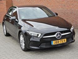 Zwart Gebruikt 2019 Mercedes A160 Business Hatchback | € 19.750 (Iets duurder)