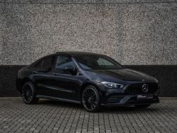 Zwart Gebruikt 2020 Mercedes CLA250 Premium Plus Sedan | € 29.950 (Eerlijke prijs)