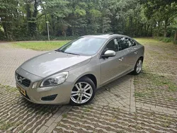 Beige Gebruikt 2011 Volvo S60 Summum Sedan | € 8.600 (Super prijs)