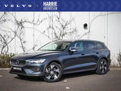Blauw Gebruikt 2021 Volvo V60 CC Pro Stationwagen | € 41.694 (Goede deal)