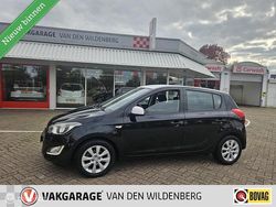 Zwart Gebruikt 2013 Hyundai i20 Hatchback | € 5.750 (Eerlijke prijs)