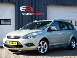 Grijs, metallic lak Gebruikt 2010 Ford Focus Stationwagen | € 1.999 (Goede deal)