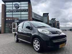 Zwart Gebruikt 2010 Peugeot 107 Hatchback | € 4.490 (Eerlijke prijs)