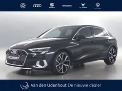 Zwart, metallic lak Gebruikt 2024 Audi A3 Sportback Advanced Hatchback | € 32.950 (Iets duurder)