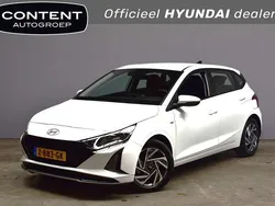 Wit Gebruikt 2024 Hyundai i20 Comfort Hatchback | € 19.940 (Eerlijke prijs)