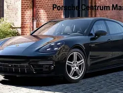 Zwart Gebruikt 2022 Porsche Panamera S E-Hybrid Sport Turismo Sedan | € 99.750 (Iets duurder)