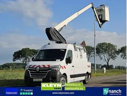 Wit Gebruikt 2020 Renault Master Van | € 22.900