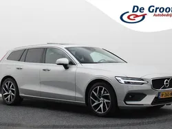 Grijs Gebruikt 2020 Volvo V60 Momentum Stationwagen | € 25.950 (Eerlijke prijs)