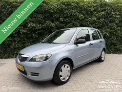 Blauw Gebruikt 2006 Mazda 2 Exclusive MPV | € 1.249 (Eerlijke prijs)