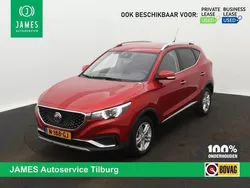Rood, metallic lak Gebruikt 2021 MG ZS Comfort Sedan | € 14.945 (Goede deal)