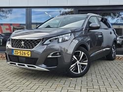 Grijs Gebruikt 2018 Peugeot 5008 Allure SUV | € 15.900 (Goede deal)